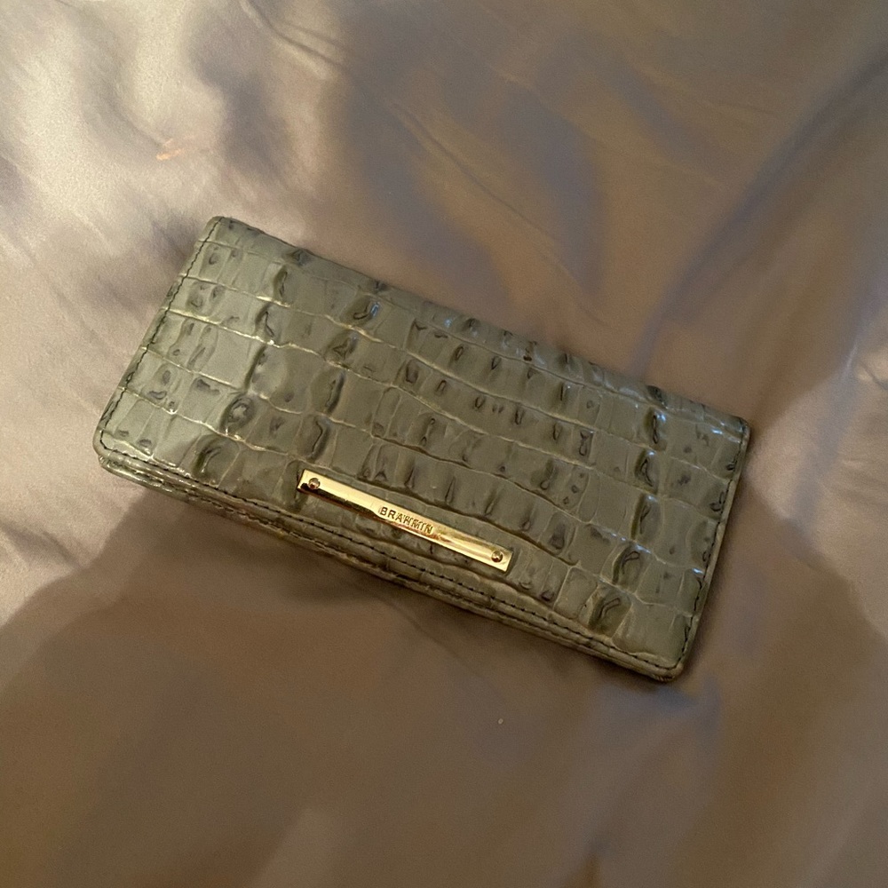 Brahmin Wallet